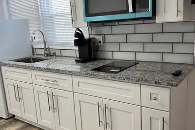 Photo 4 - Crystal Sands Apartments