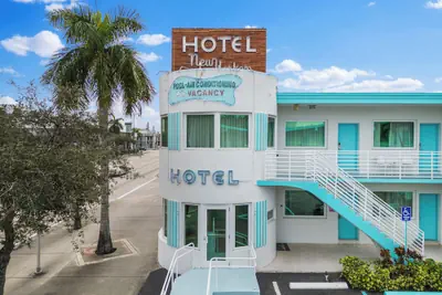 Photo 3 - The New Yorker Miami Hotel