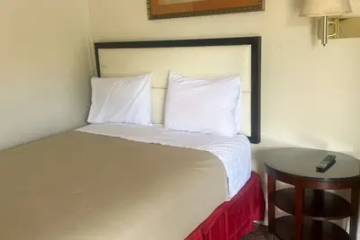 Photo 4 - The Grand Motel Inn and Suite Louisville