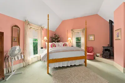 Photo 5 - The Gables Wine Country Inn