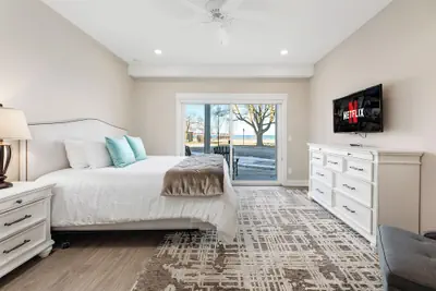 Photo 3 - 539 Bay Street Traverse City - Luxury Downtown Residences