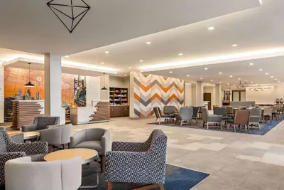 Photo 5 - La Quinta Inn & Suites By Wyndham Mount Laurel / Moorestown