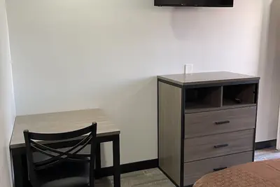 Photo 4 - Welcome Inn & Suites