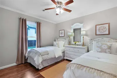 Photo 5 - New! Charming Home Just 4 Blks From Main St!
