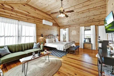 Photo 4 - Mesquite Cabin With Hot Tub & Hill Country Views