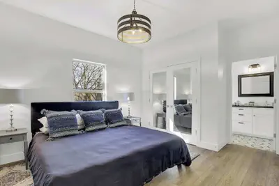 Photo 4 - The Homestead Carriage House