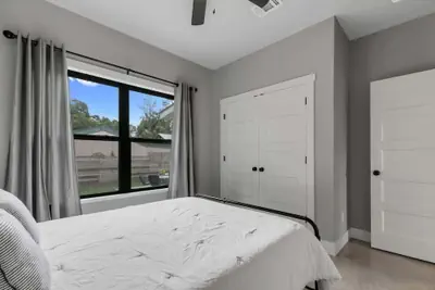 Photo 4 - Luxury Home 3blck From Main St With Firepit