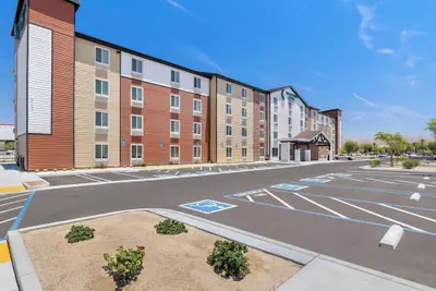 Photo 2 - Woodspring Suites Indio - Coachella Valley