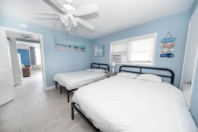 Photo 4 - Nassau Inn Beachfront