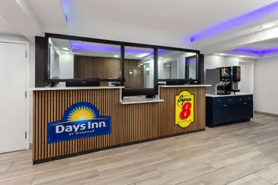 Photo 3 - Super 8 By Wyndham Baltimore Northwest