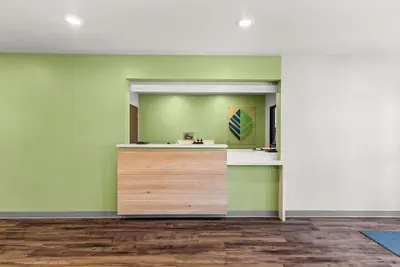 Photo 4 - Woodspring Suites Corona