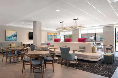 Photo 3 - Home2 Suites By Hilton Jacksonville Downtown