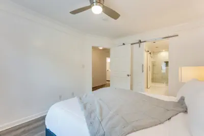 Photo 4 - Elegant Atlanta Home - Self Check-in