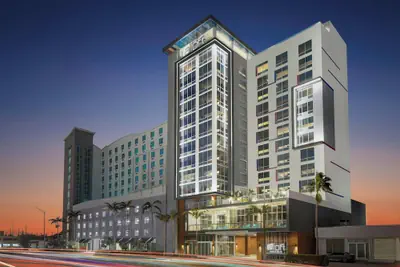 Photo 2 - Aloft by Marriott Fort Lauderdale Airport