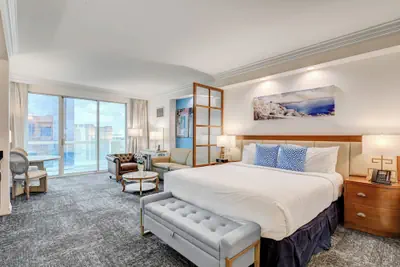 Photo 4 - Lucky Gem Penthouse Suites at MGM Signature