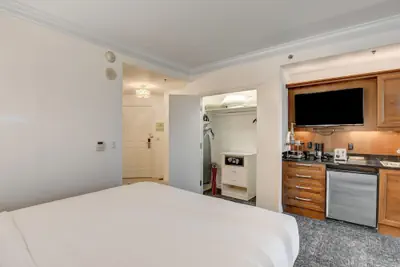 Photo 5 - Lucky Gem Penthouse Suites at MGM Signature