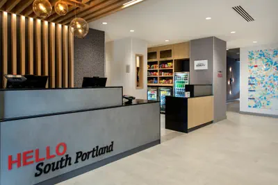 Photo 3 - TownePlace Suites by Marriott Portland Airport ME