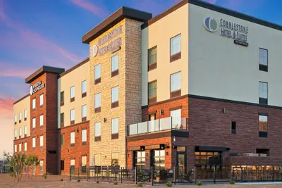 Photo 2 - Cobblestone Hotel & Suites - Wickenburg