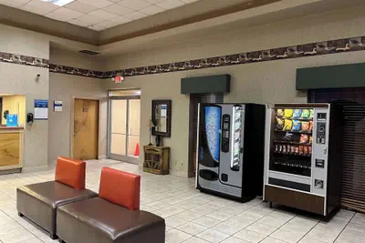 Photo 4 - Studio 6 Suites West Memphis, AR - Memphis