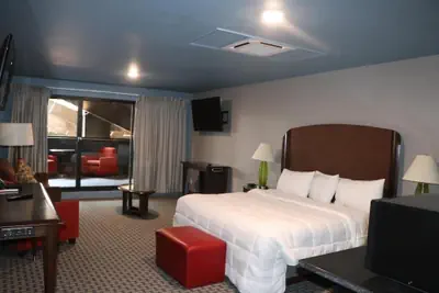 Photo 3 - Historic Cow Palace Inn