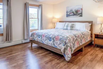Photo 5 - Downtown Apartments in Bar Harbor