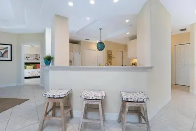 Photo 5 - A Touch of Modern With Views Condo