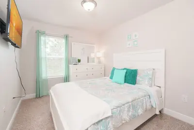 Photo 4 - Pride of PCB Modern Townhome With Pool