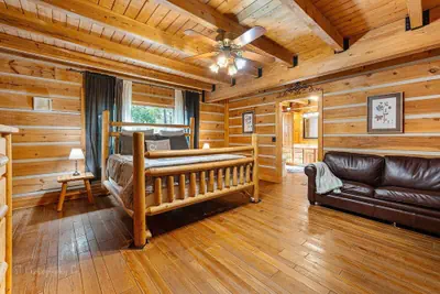 Photo 3 - Family Adventure Lodge