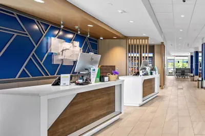 Photo 4 - Holiday Inn Express & Suites Marinette by IHG