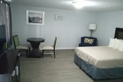 Photo 3 - Homes-N-Courts
