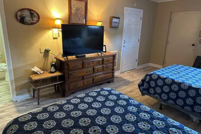Photo 3 - Sportsman's Lodge