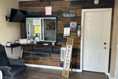 Photo 2 - Sportsman's Lodge