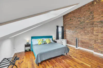 Photo 4 - 2 King/3 Bath, Toddler Friendly, Free Parking/laundry 2 Bedroom Duplex by Redawning
