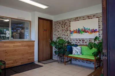 Photo 3 - Golden Kent Motel