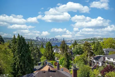 Photo 3 - Rooftop Patio With Waterview Private Garden Grill 3BR 3BA