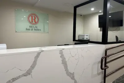 Photo 4 - Regal Inn & Suites New York LaGuardia Hotel