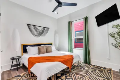 Photo 5 - Modern Mid-city Maison