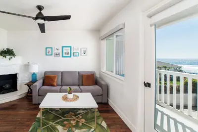 Photo 2 - The Pacific Villas
