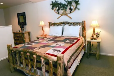 Photo 3 - Fawn Valley Inn: 101 Condo