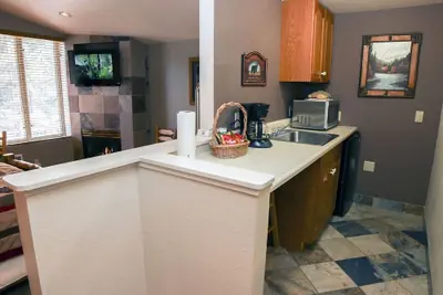 Photo 4 - Fawn Valley Inn: 101 Condo