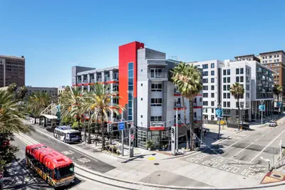 Photo 2 - Hotel Mai Downtown Long Beach