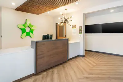 Photo 3 - Extended Stay America Premier Suites - Fort Myers - Airport