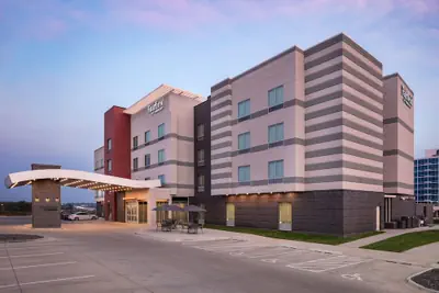 Photo 2 - Fairfield by Marriott Inn & Suites Omaha at MH Landing