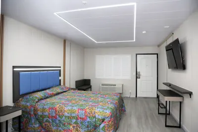 Photo 5 - Airport Stay Motel
