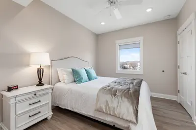 Photo 5 - 539 Bay St. Lake View Condo Unit 104E