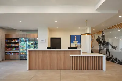 Photo 4 - Fairfield Inn & Suites by Marriott Tempe
