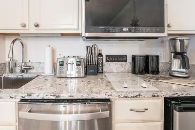 Photo 5 - The Shores Lake View Condo Unit 5681