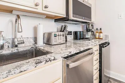 Photo 4 - The Shores Lake View Condo Unit 5681