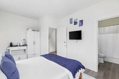 Photo 2 - Martell's Sunspear Sweet Suite
