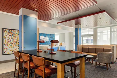 Photo 4 - Holiday Inn Express & Suites Hayward - Castro Valley by IHG